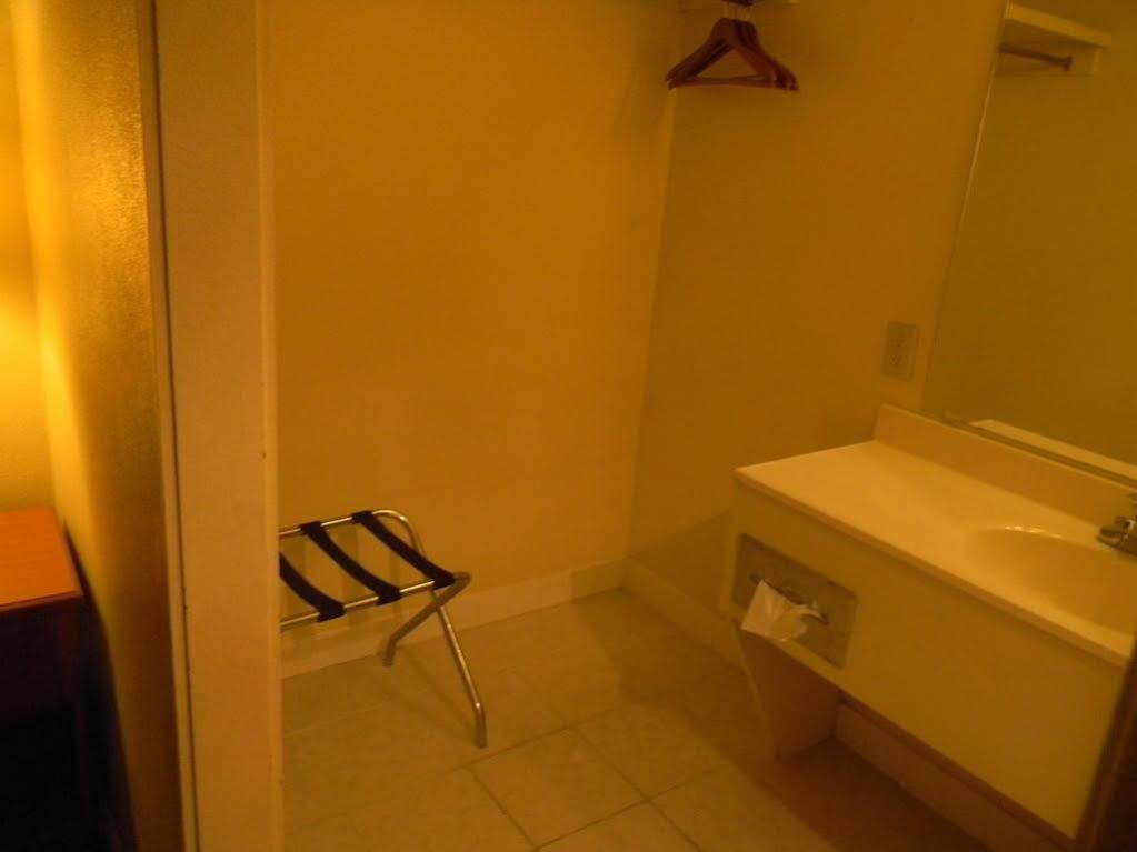 פורט אנג'לס Aircrest Motel מראה חיצוני תמונה