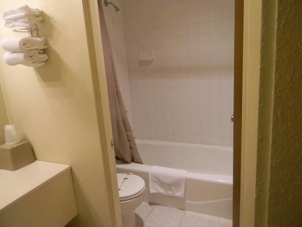פורט אנג'לס Aircrest Motel מראה חיצוני תמונה